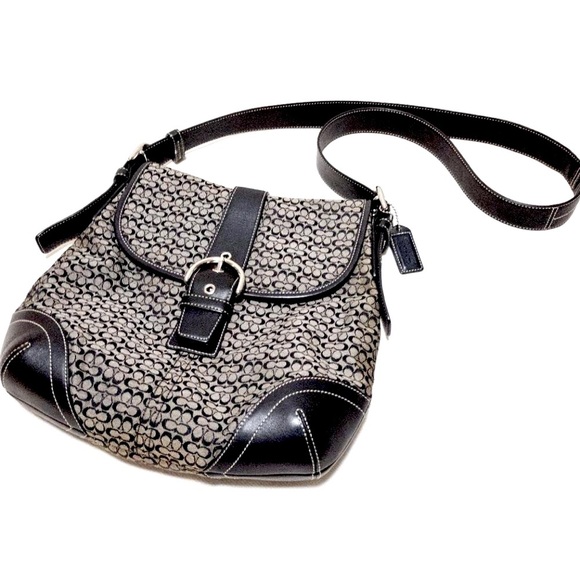 COACH Vintage Soho Signature
Monogram Canvas and Leather Bag, black and gray - Picture 6 of 14